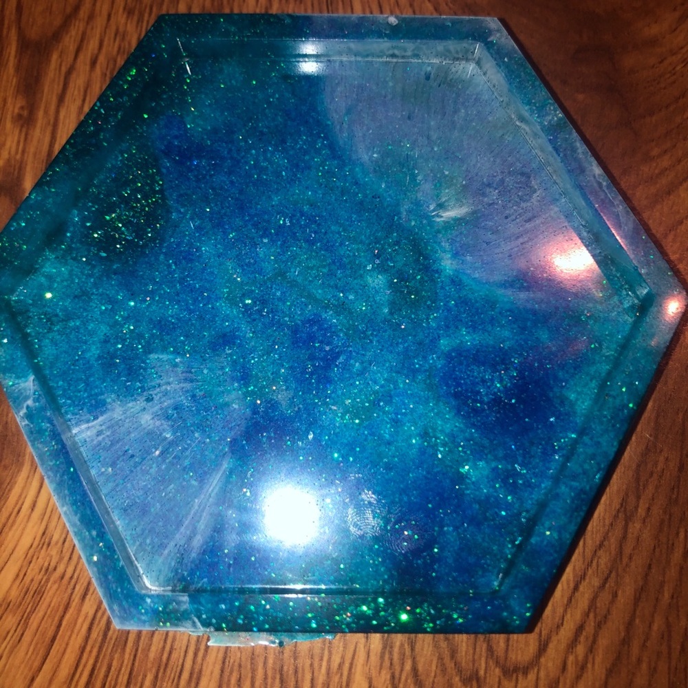 Epoxy ashtrays